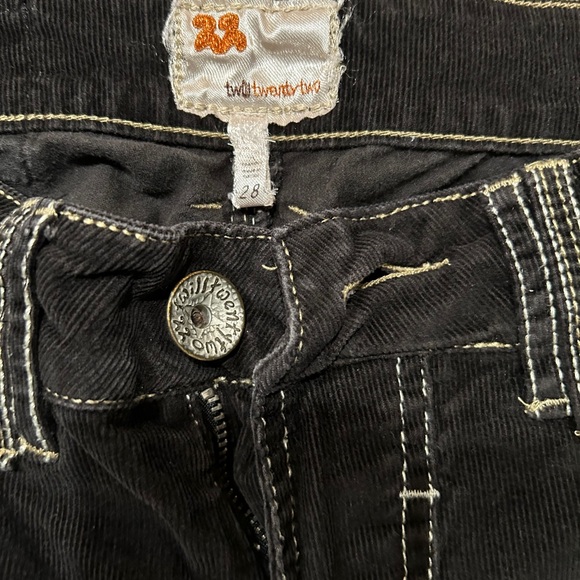 **** Women’s 22 corduroy size 28 pants - Picture 2 of 4